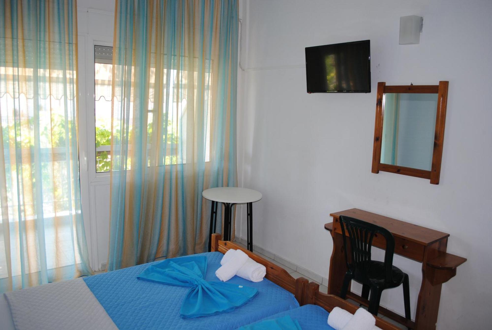 Artemis Apartments Paralia Dionisiou Extérieur photo