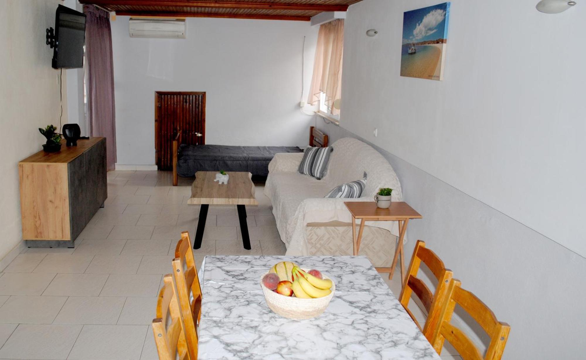 Artemis Apartments Paralia Dionisiou Extérieur photo