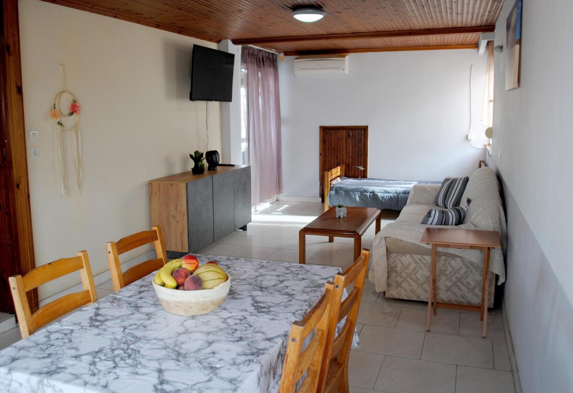 Artemis Apartments Paralia Dionisiou Extérieur photo